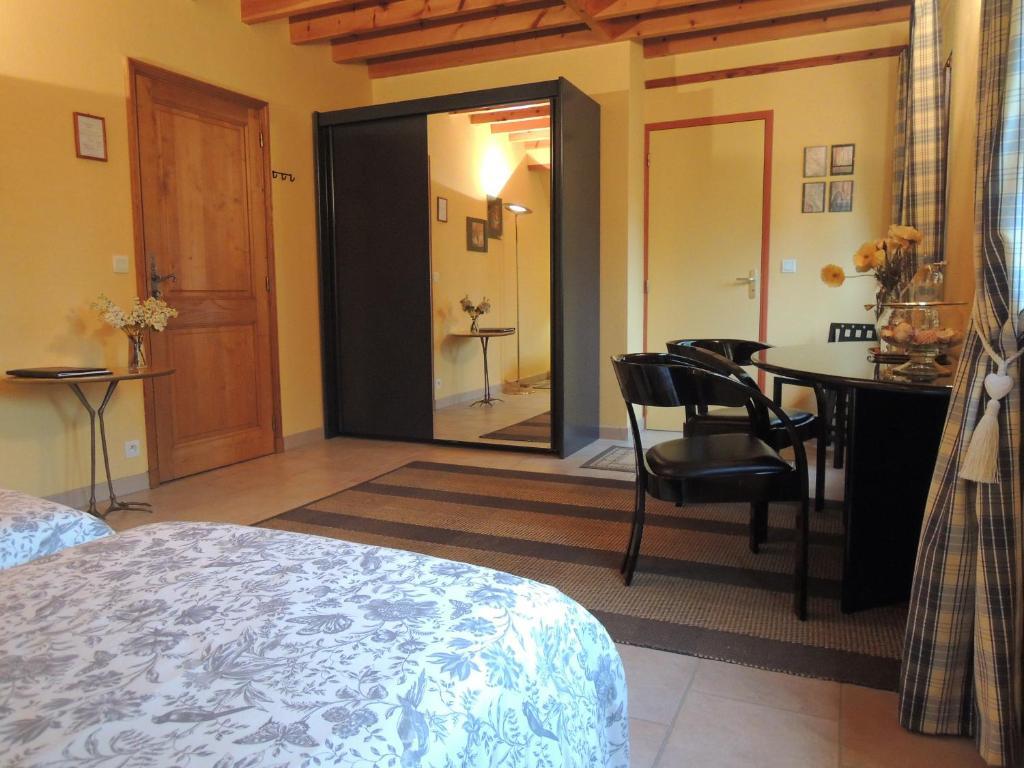 Villa Touloumo Mayrac Chambre photo